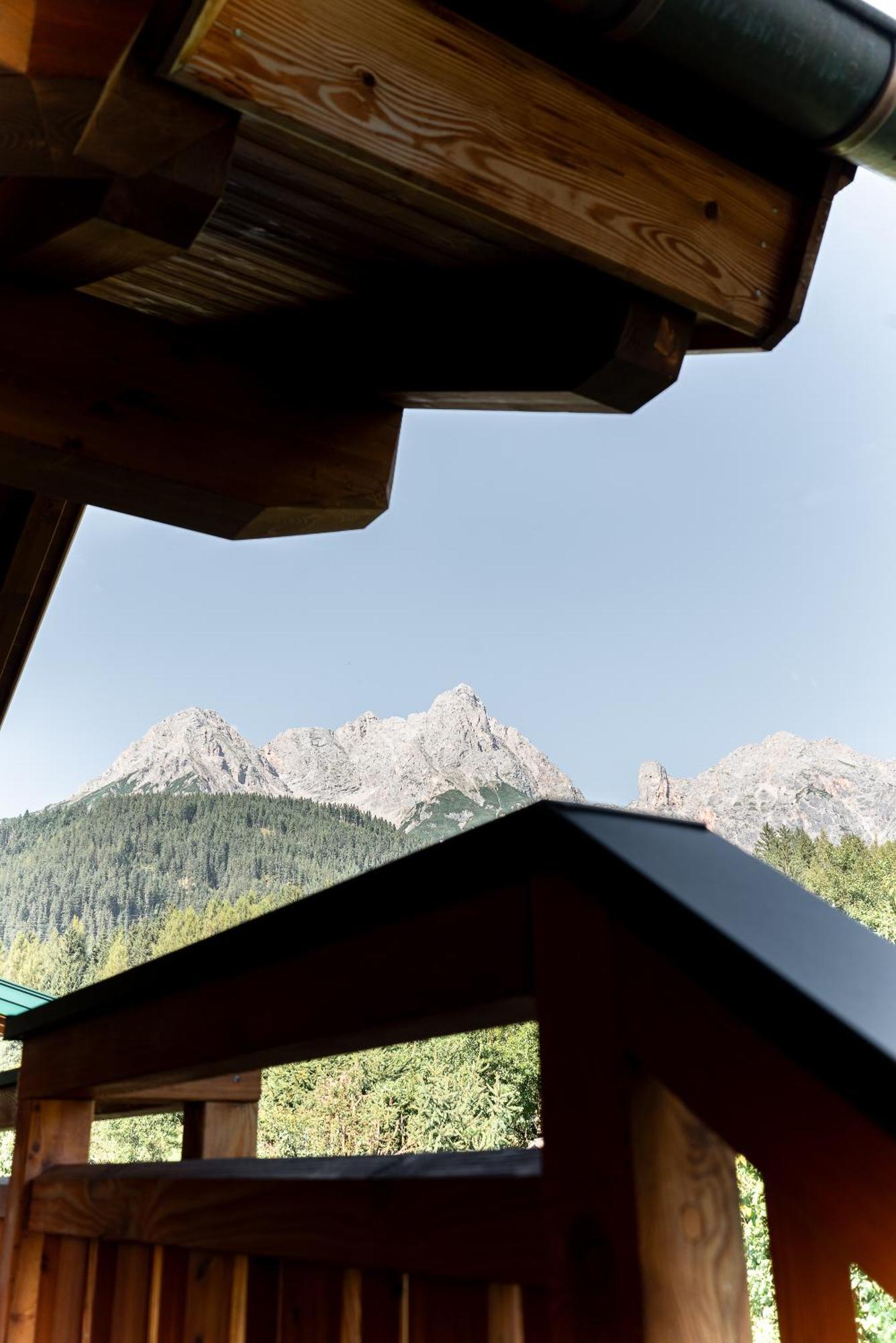 Bewegte Berge Apartments Saalfelden Extérieur photo